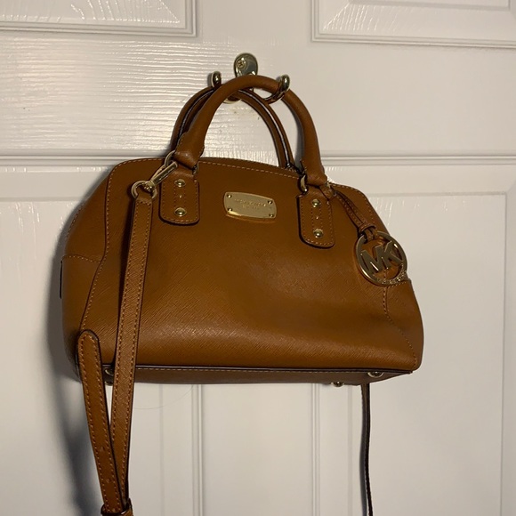 Michael Kors purse - Picture 5 of 9